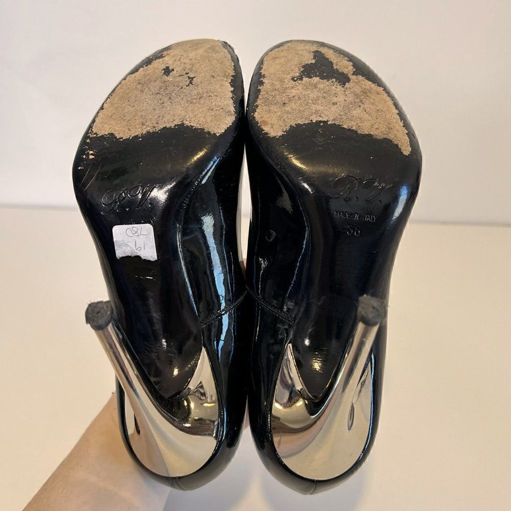 Roger Vivier Black Patent Leather Pumps with Silver Trompette Heels - Picture 5 of 8